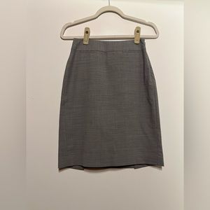 Banana Republic Skirt, Grey